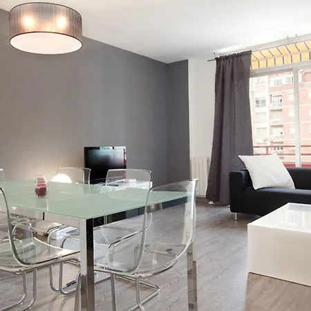 Dazzling Apartment *